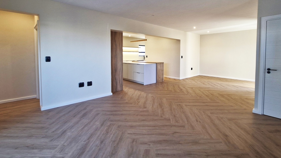 3 Bedroom Property for Sale in Country Club Western Cape